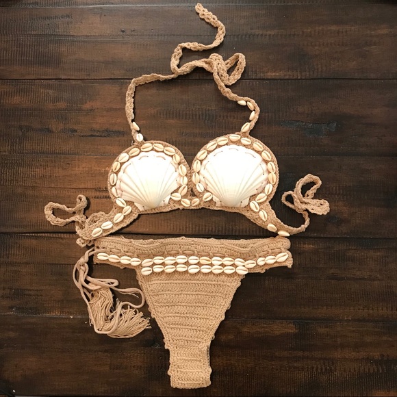 5⭐️ [HOST PICK] Handmade Mermaid Shell Swim Bikini - Picture 3 of 7
